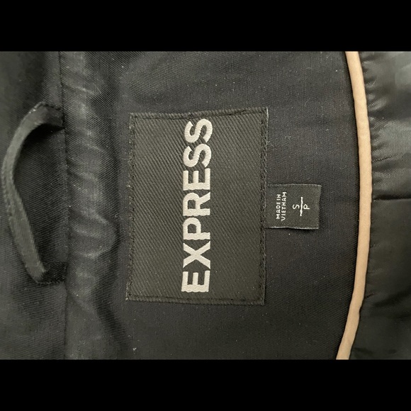 Women’s Express Black Trench Coat - Picture 9 of 10